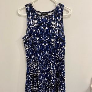 Knee-length patterned dress- wear to work!